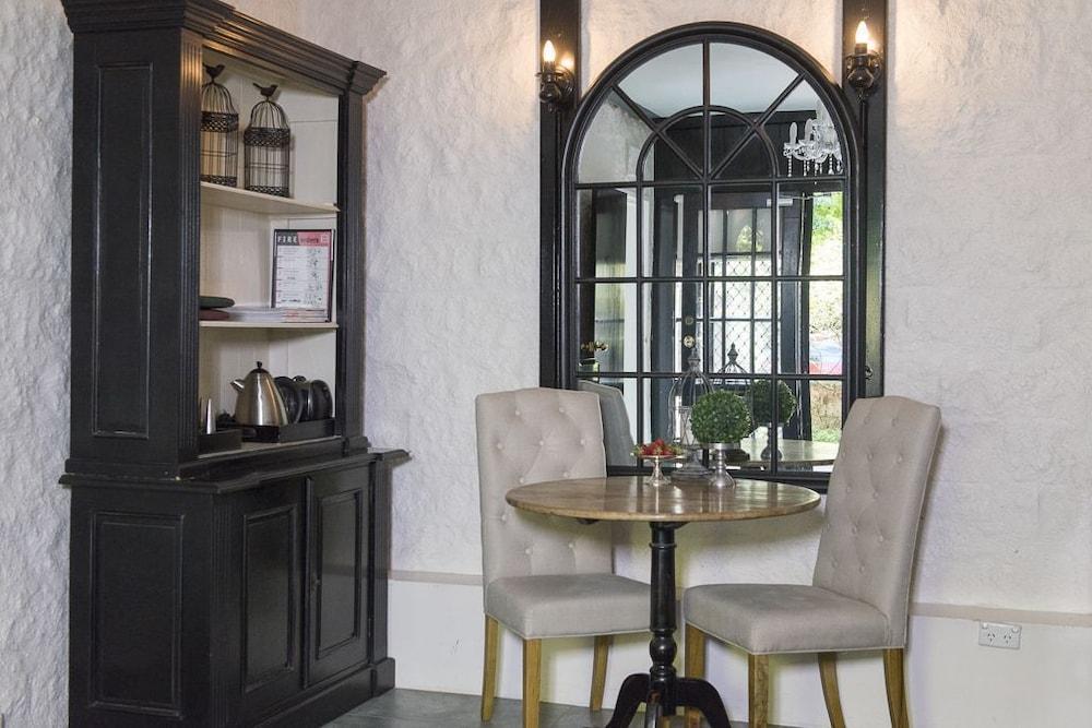 A Loft In The Mill Boutique Accommodation Olinda Esterno foto
