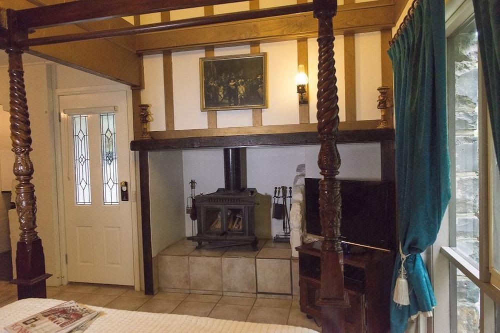 A Loft In The Mill Boutique Accommodation Olinda Esterno foto