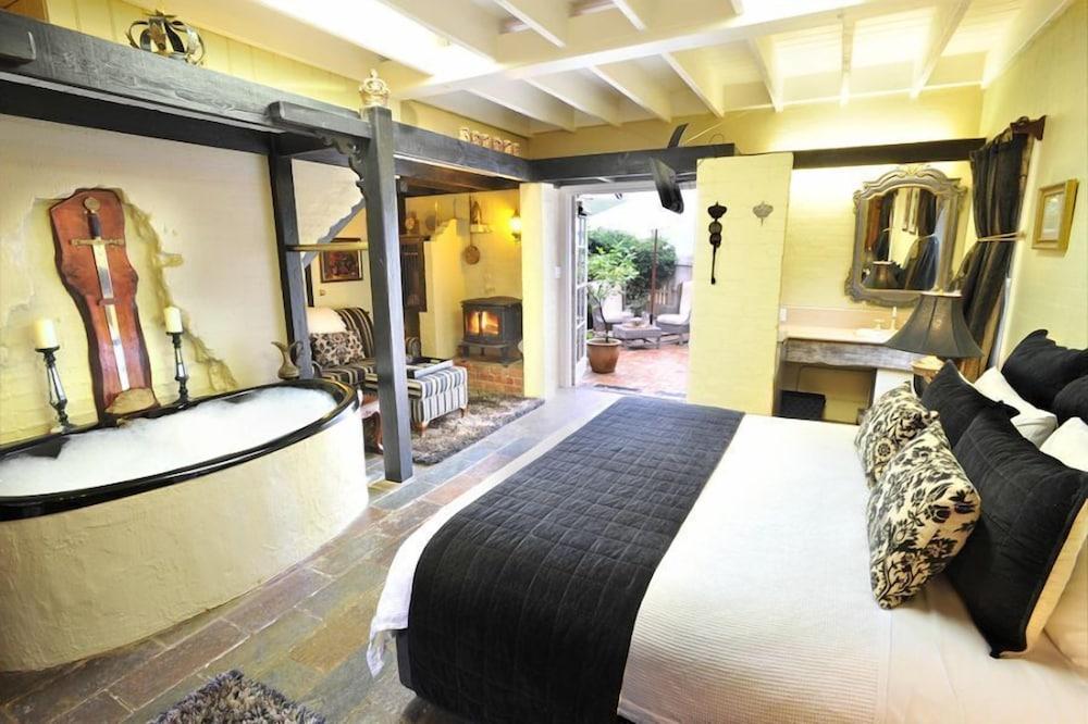 A Loft In The Mill Boutique Accommodation Olinda Esterno foto