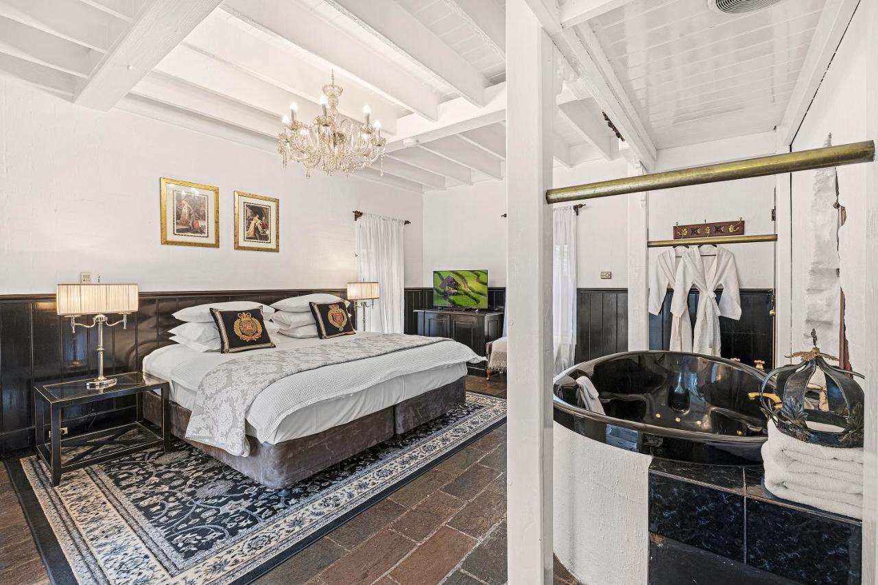 A Loft In The Mill Boutique Accommodation Olinda Esterno foto