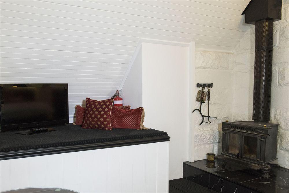 A Loft In The Mill Boutique Accommodation Olinda Esterno foto